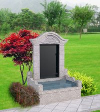 永安陵园立碑