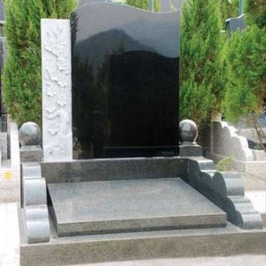 宝云岭墓园立碑